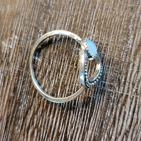 Crescent Moonstone 925 Silver Dainty Ring - Picture 5 of 6